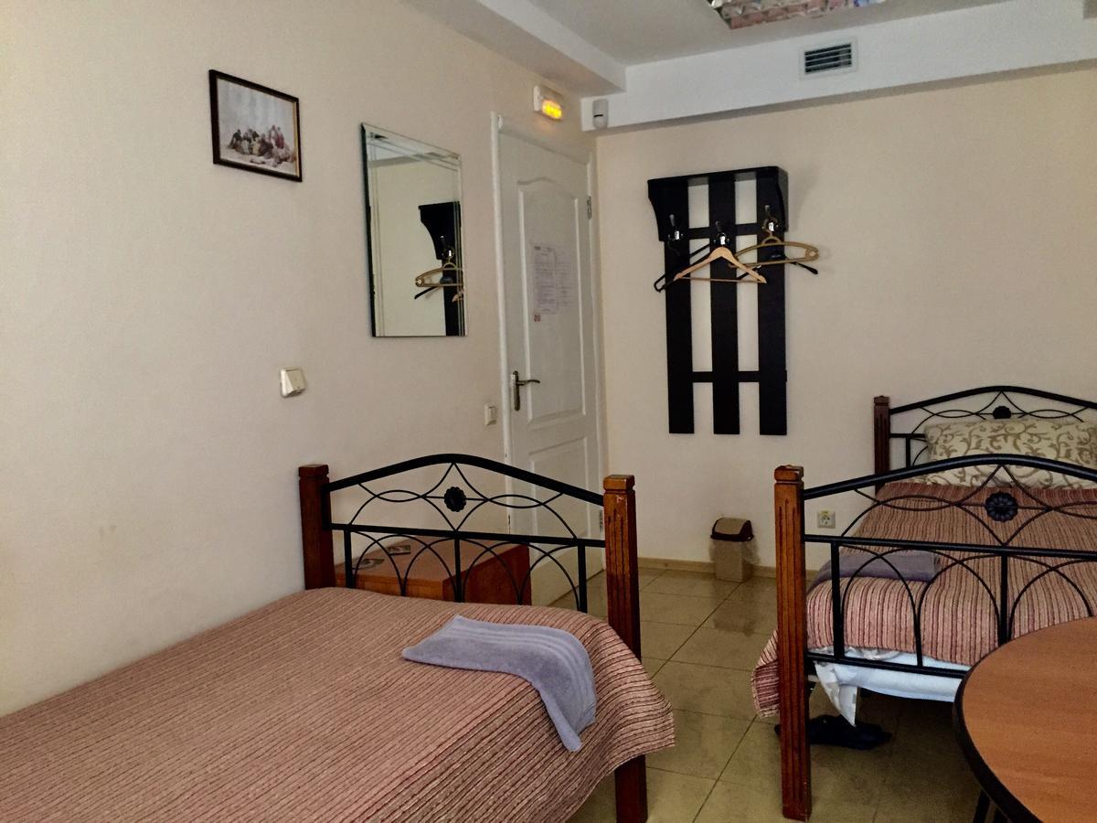 Westend Hostel 基輔 外观 照片